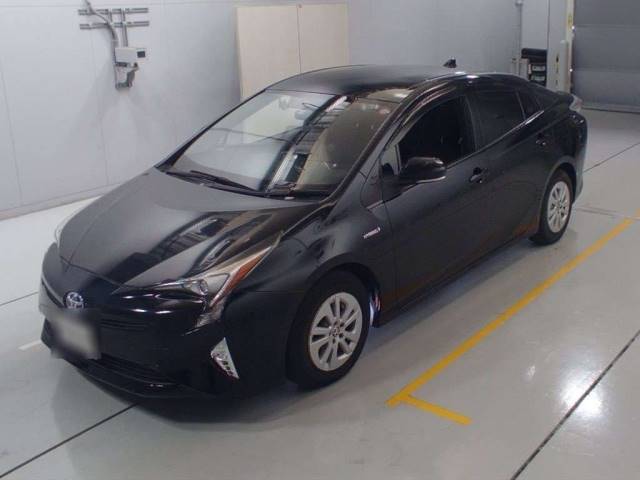 30305 TOYOTA PRIUS ZVW50 2016 г. (CAA Chubu)