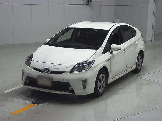 30357 TOYOTA PRIUS ZVW30 2015 г. (CAA Chubu)