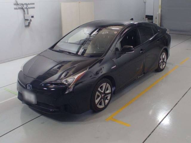 30416 TOYOTA PRIUS ZVW50 2016 г. (CAA Chubu)