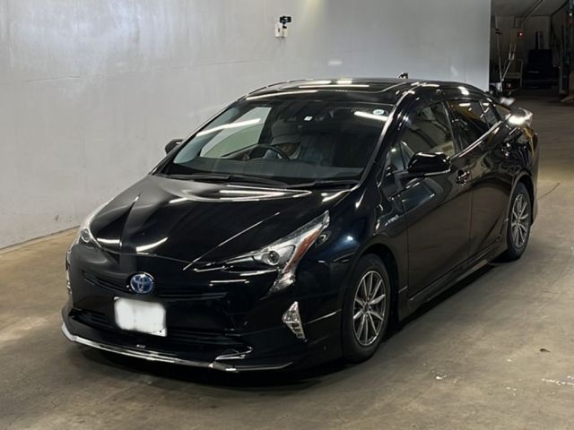 248 TOYOTA PRIUS ZVW50 2015 г. (KCAA Fukuoka)