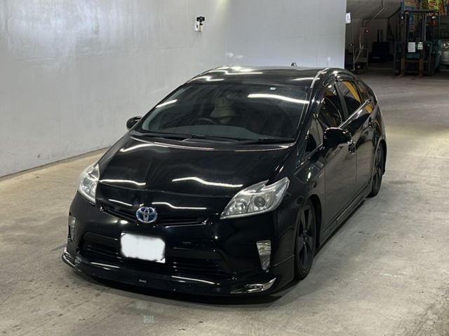 155 TOYOTA PRIUS ZVW30 2013 г. (KCAA Fukuoka)