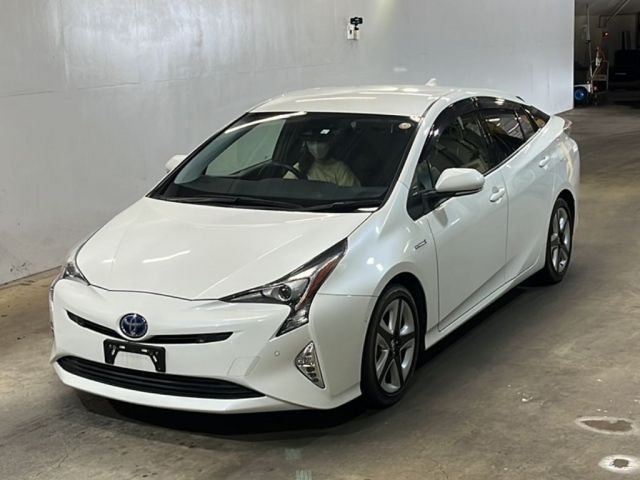 363 TOYOTA PRIUS ZVW50 2018 г. (KCAA Fukuoka)