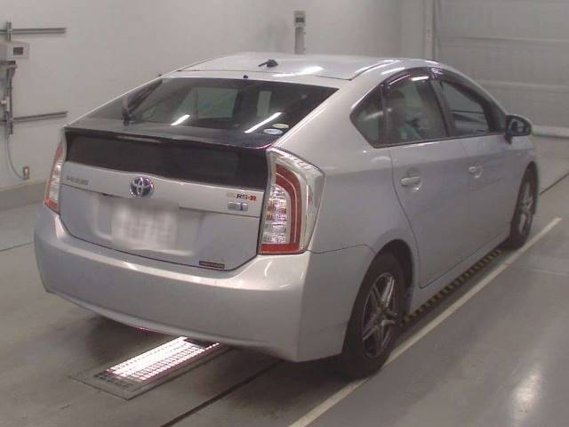 40074 TOYOTA PRIUS ZVW30 2013 г. (CAA Tokyo)