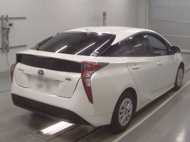 40164 TOYOTA PRIUS ZVW50 2017 г. (CAA Tokyo)