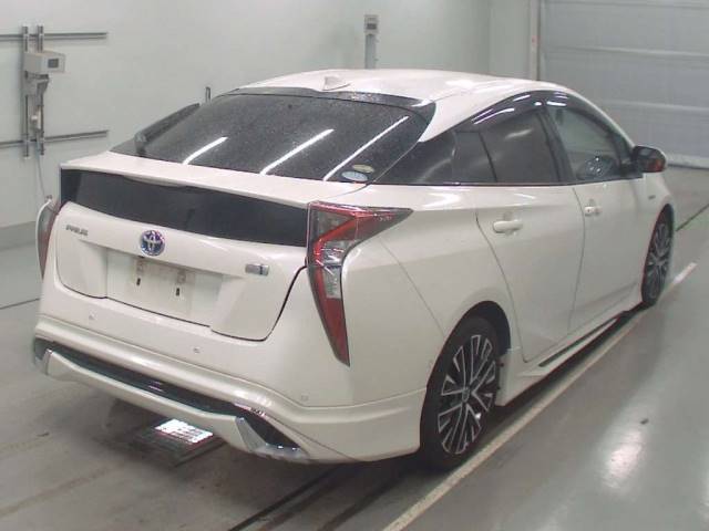 40237 TOYOTA PRIUS ZVW51 2018 г. (CAA Tokyo)