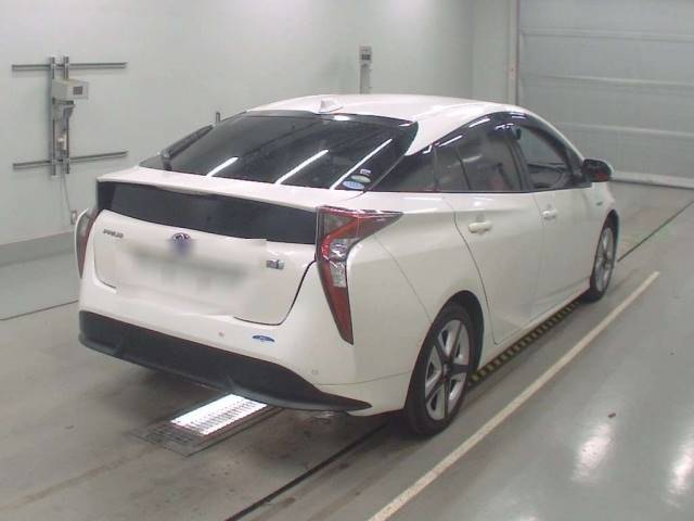 40246 TOYOTA PRIUS ZVW51 2016 г. (CAA Tokyo)