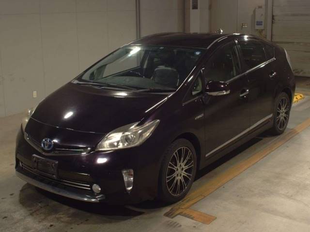 4326 TOYOTA PRIUS ZVW30 2013 г. (TAA Kyushu)