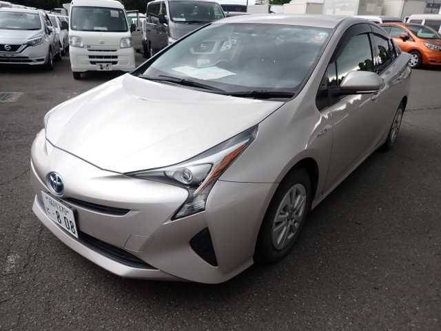 48 TOYOTA PRIUS ZVW50 2018 г. (ORIX Atsugi Nyusatsu)