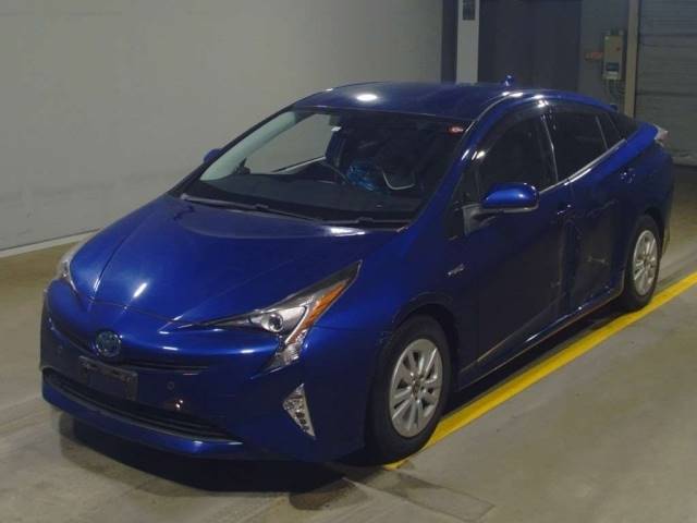 570 TOYOTA PRIUS ZVW50 2016 г. (TAA Yokohama)