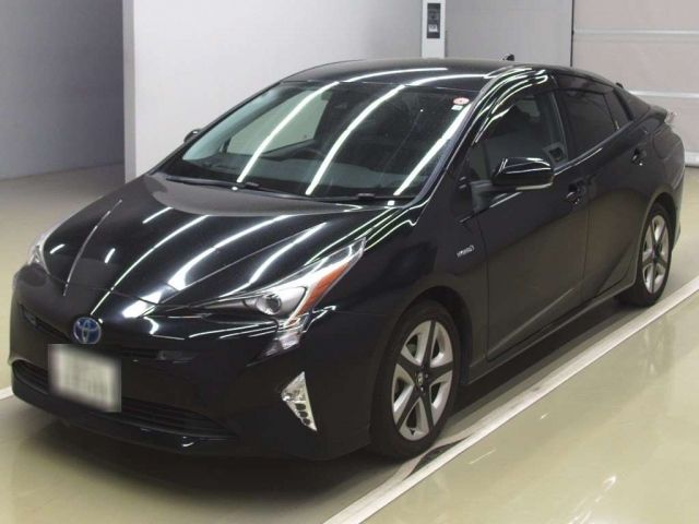 70046 TOYOTA PRIUS ZVW51 2016 г. (TAA Yokohama)