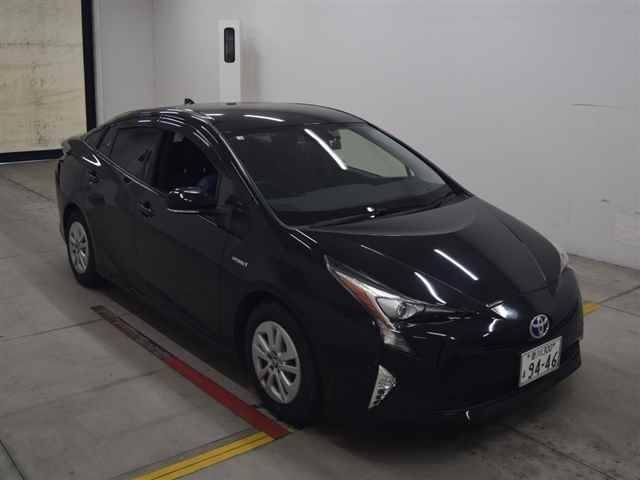 70269 TOYOTA PRIUS ZVW50 2016 г. (MIRIVE Osaka)