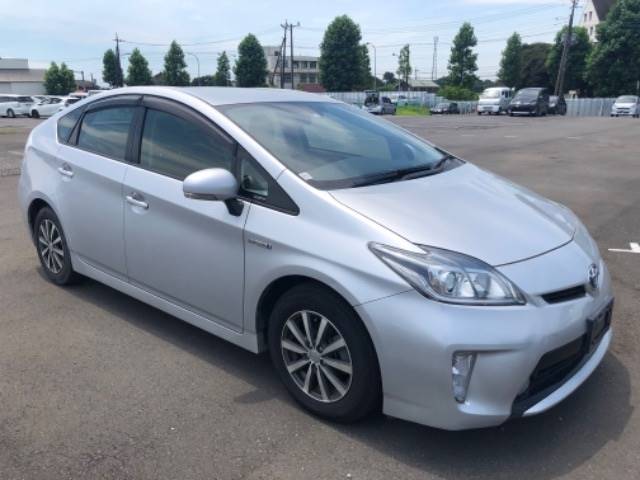 718 TOYOTA PRIUS ZVW30 2013 г. (ARAI Oyama)