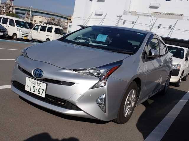 83 TOYOTA PRIUS ZVW50 2018 г. (ORIX Kobe Nyusatsu)