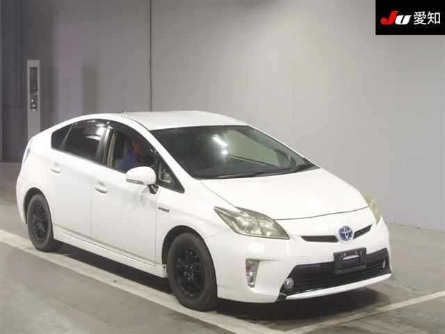 30629 TOYOTA PRIUS ZVW30 2013 г. (JU Aichi)