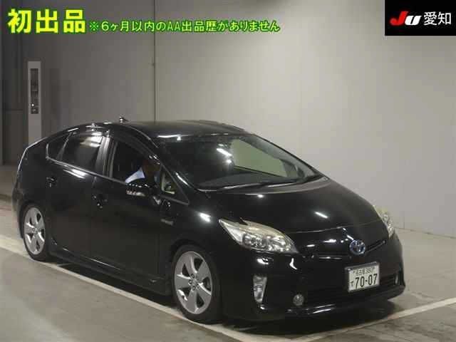 4233 TOYOTA PRIUS ZVW30 2015 г. (JU Aichi)