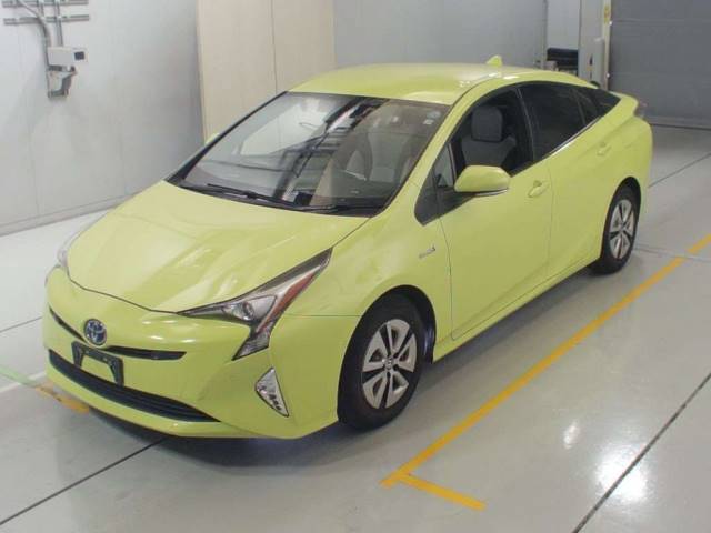 90199 TOYOTA PRIUS ZVW51 2016 г. (CAA Chubu)