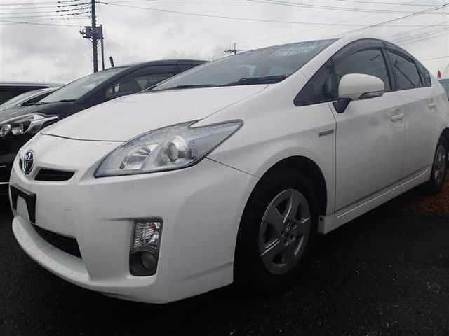 4012 TOYOTA PRIUS ZVW51 2016 г. (JU Tochigi)