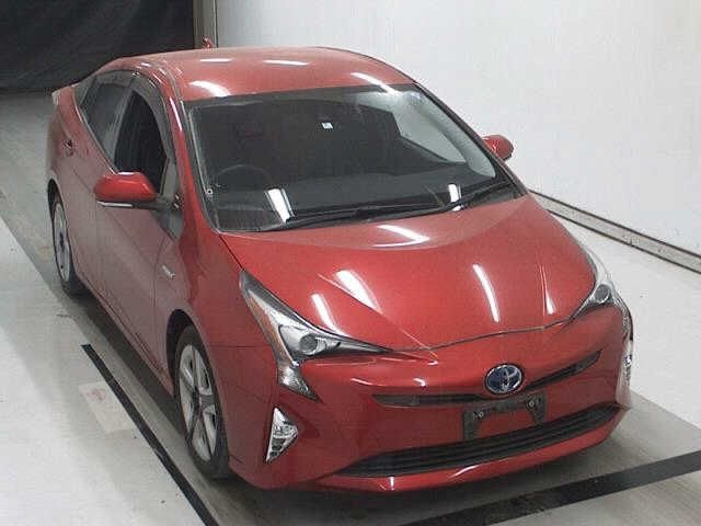 3204 TOYOTA PRIUS ZVW51 2018 г. (JU Chiba)