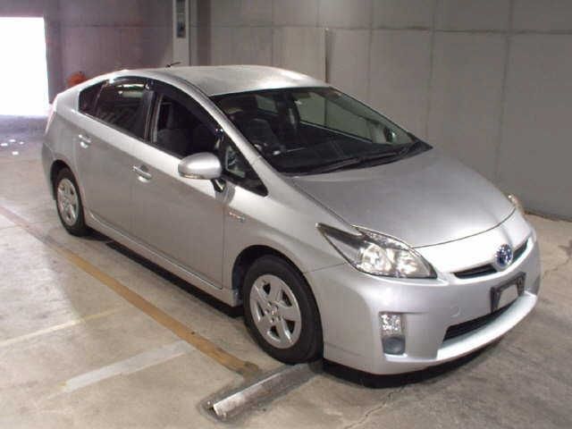 3033 TOYOTA PRIUS ZVW30 2010 г. (JU Fukuoka)