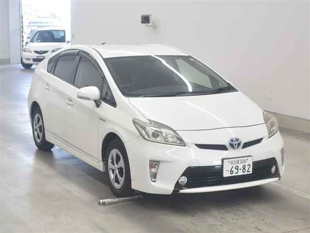 70304 TOYOTA PRIUS ZVW30 2012 г. (MIRIVE Aichi)