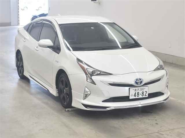 70249 TOYOTA PRIUS ZVW50 2017 г. (MIRIVE Aichi)