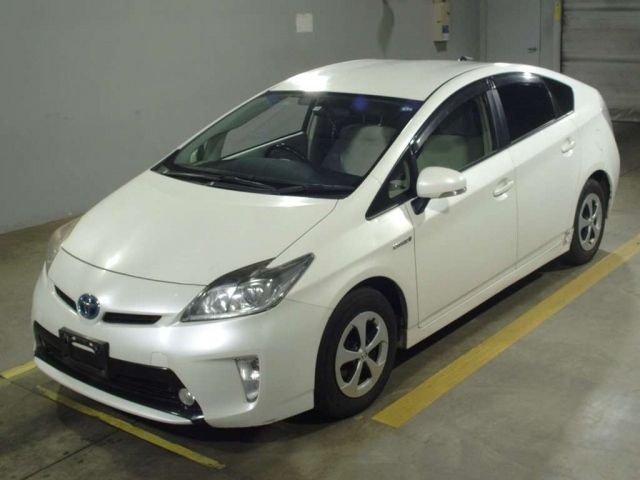 6102 TOYOTA PRIUS ZVW30 2014 г. (TAA Hokkaido)