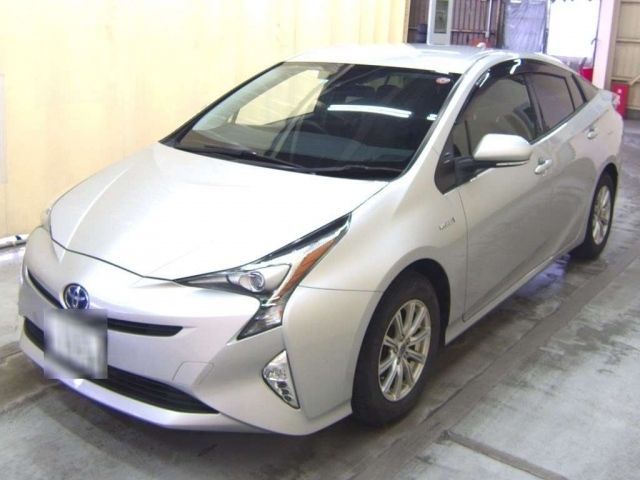 70148 TOYOTA PRIUS ZVW55 2018 г. (TAA Tohoku)