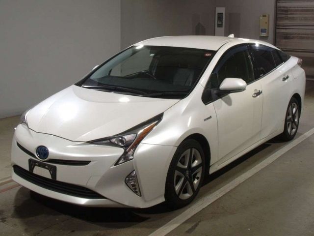 6085 TOYOTA PRIUS ZVW50 2016 г. (TAA Chubu)