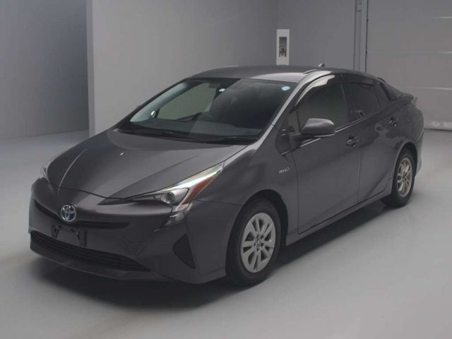 20115 TOYOTA PRIUS ZVW50 2016 г. (TAA Kantou)