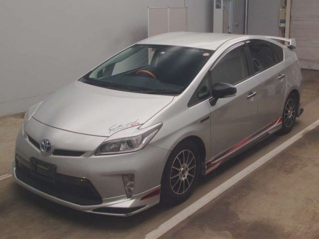 32016 TOYOTA PRIUS ZVW30 2012 г. (TAA Kantou)