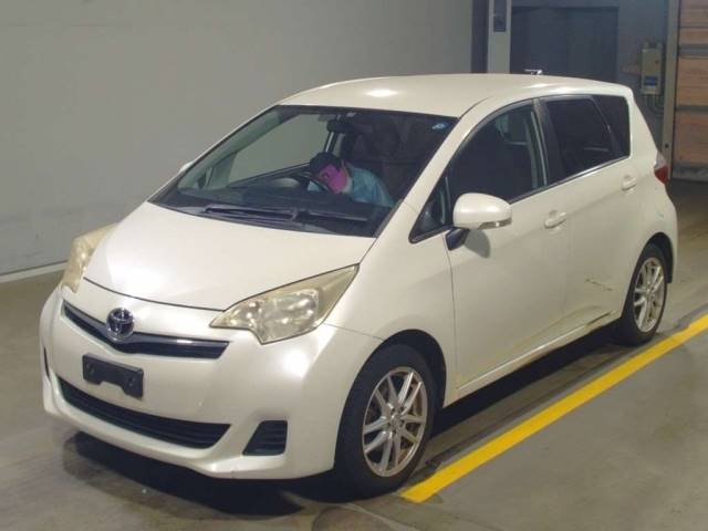 18320 TOYOTA RACTIS NSP120 2011 г. (TAA Yokohama)