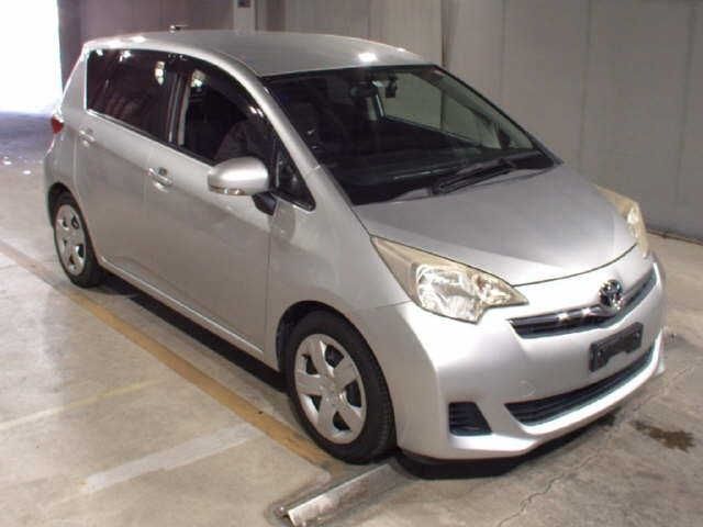 8126 TOYOTA RACTIS NCP120 2011 г. (JU Fukuoka)