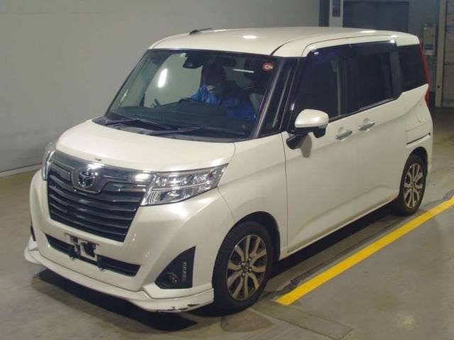 12749 TOYOTA ROOMY M900A 2018 г. (TAA Yokohama)