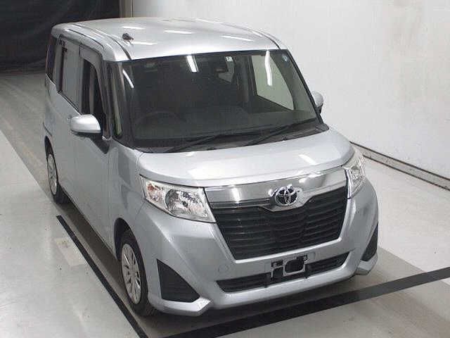 1586 TOYOTA ROOMY M900A 2018 г. (JU Chiba)