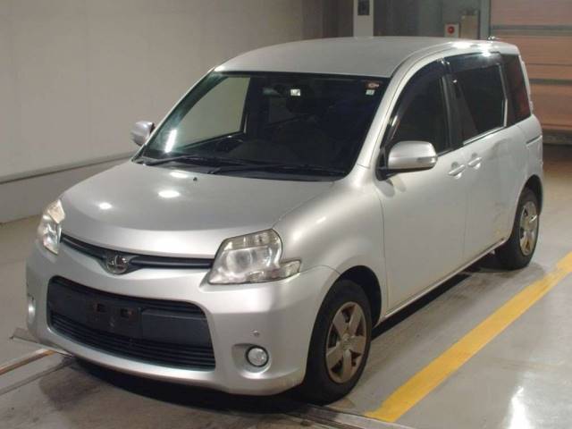 4004 TOYOTA SIENTA NCP81G 2014 г. (TAA Shikoku)