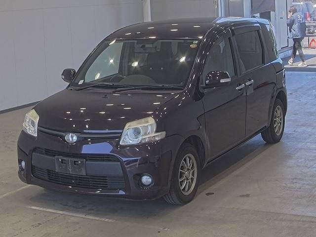 4016 TOYOTA SIENTA NCP81G 2014 г. (ARAI Oyama)