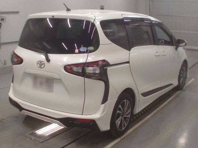 40221 TOYOTA SIENTA NSP170G 2017 г. (CAA Tokyo)