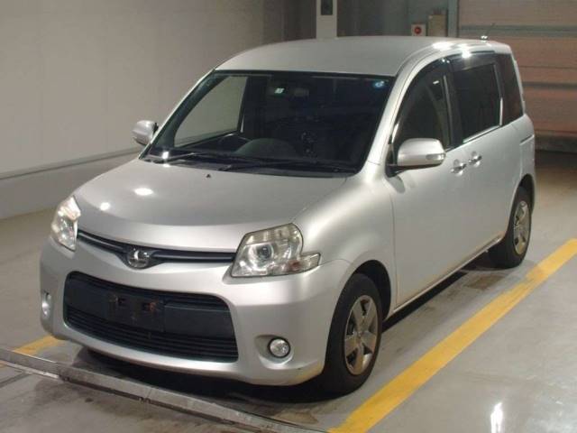 4027 TOYOTA SIENTA NCP81G 2013 г. (TAA Shikoku)