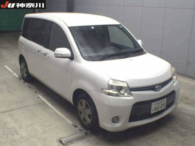 6387 TOYOTA SIENTA NCP81G 2011 г. (JU Kanagawa)