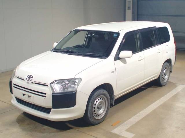 62060 TOYOTA SUCCEED NCP165V 2015 г. (TAA Kinki)