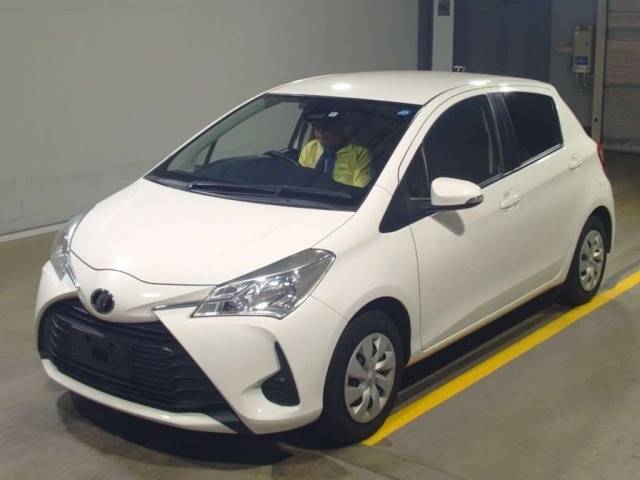 12684 TOYOTA VITZ KSP130 2019 г. (TAA Yokohama)