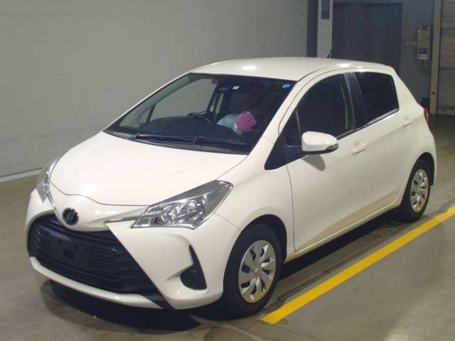 12727 TOYOTA VITZ KSP130 2019 г. (TAA Yokohama)