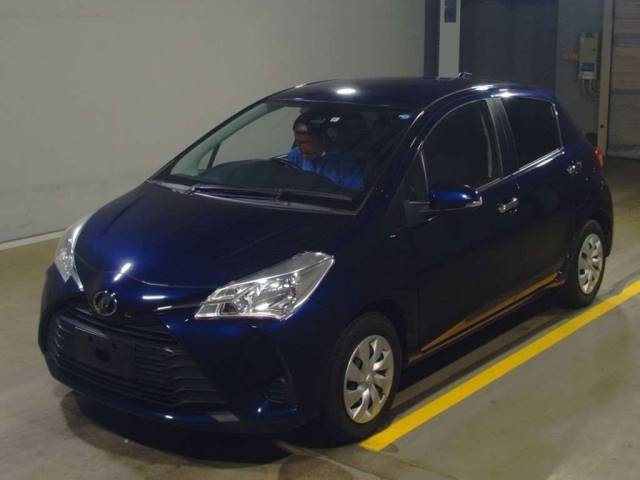 12732 TOYOTA VITZ KSP130 2018 г. (TAA Yokohama)