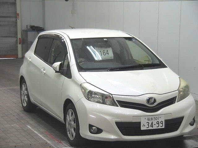 164 TOYOTA VITZ NSP130 2011 г. (JU Fukushima)