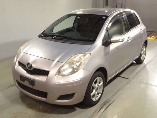 2087 TOYOTA VITZ KSP90 2011 г. (TAA Tohoku)