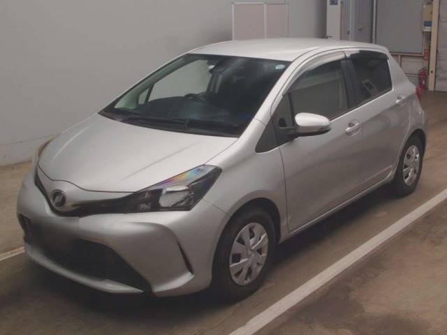 2156 TOYOTA VITZ NSP130 2016 г. (TAA Kantou)