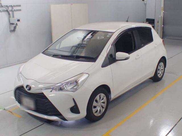 30028 TOYOTA VITZ NSP130 2019 г. (CAA Chubu)