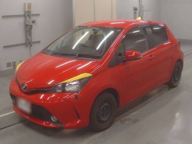 30393 TOYOTA VITZ KSP130 2014 г. (CAA Tokyo)