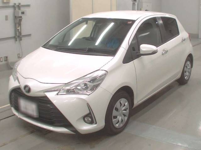 30454 TOYOTA VITZ KSP130 2019 г. (CAA Tokyo)