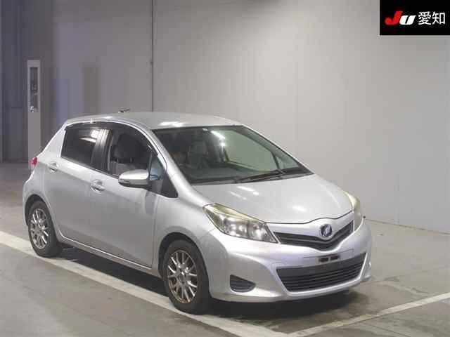 30697 TOYOTA VITZ NSP130 2011 г. (JU Aichi)